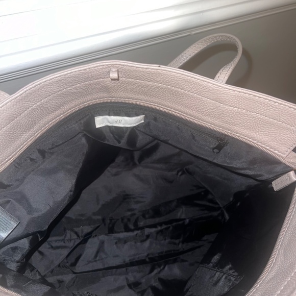 H&M Light Brown/Tan Medium-Size Tote Used - Picture 5 of 5